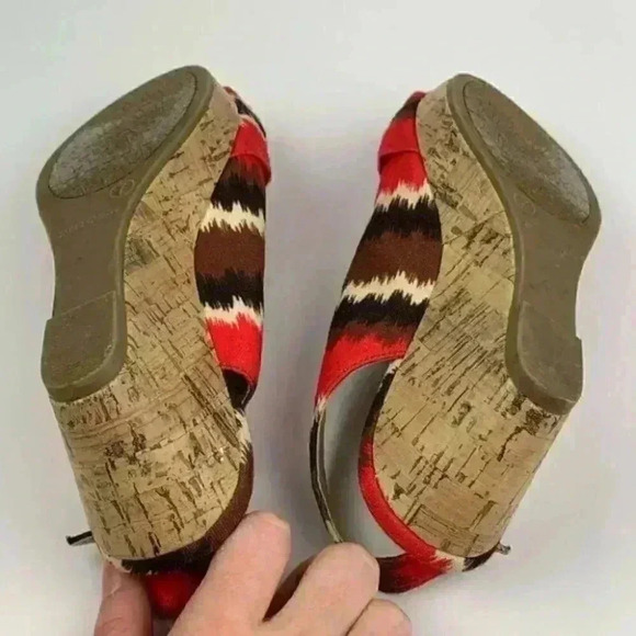 Faded Glory wedges size 7 39 multicolored Chevron - Picture 7 of 8